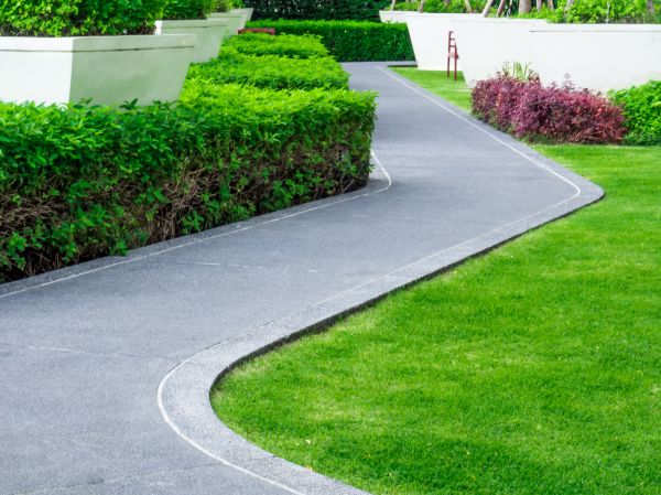 Walkway Curb Installation in Waco
